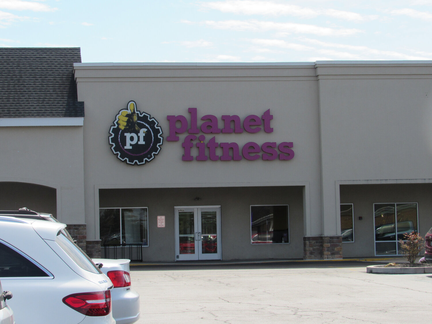 After bomb threat, Milford Fitness closed four hours Bay to